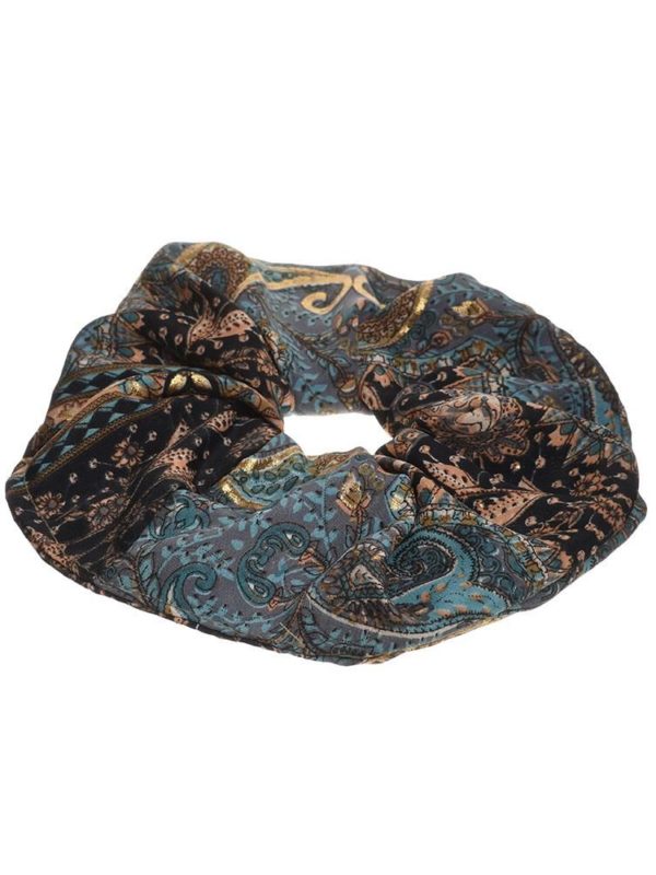 Scrunchie in Black & Turquoise Color.